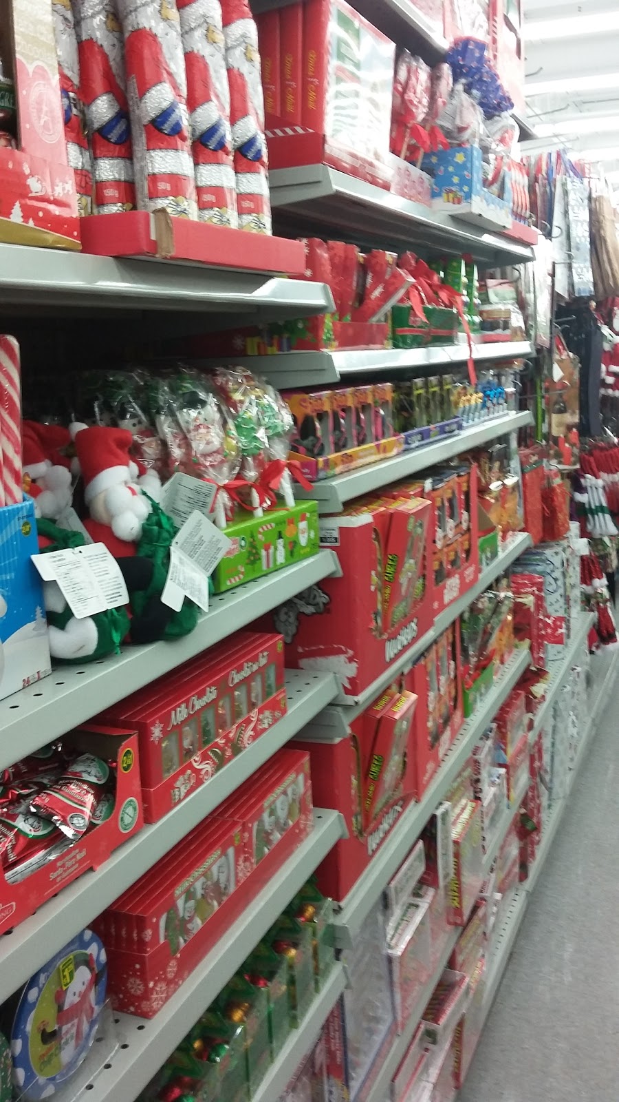Dollarama | 588 Queen St E, St. Marys, ON N4X 1C5, Canada | Phone: (519) 284-3519