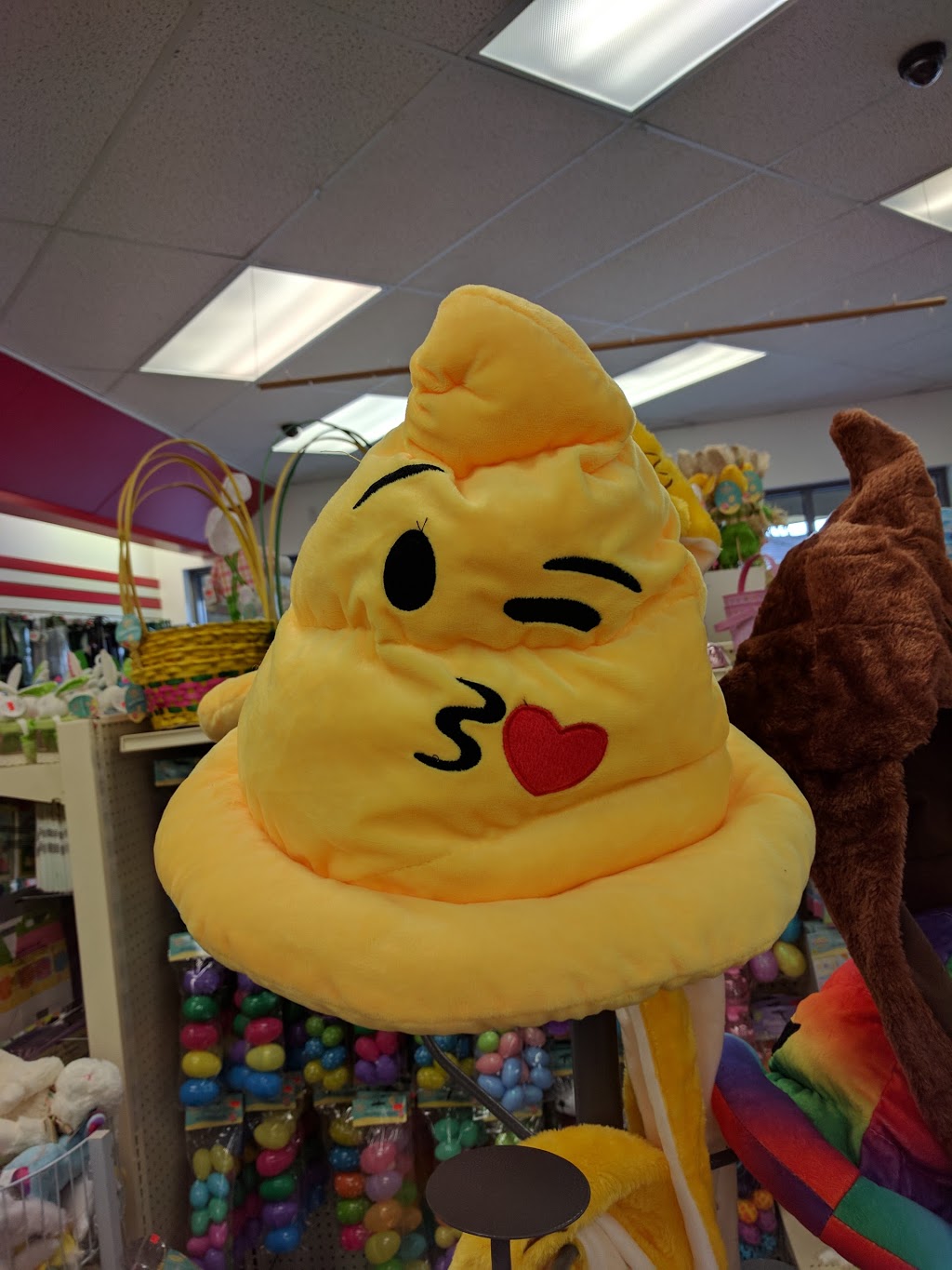 Great Canadian Dollar Store | 1940 Kane Rd, Kelowna, BC V1V 2J9, Canada | Phone: (250) 861-1115