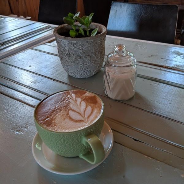 Café du Domaine à Liguori | 1300 Rue Principale, Petite-Rivière-Saint-François, QC G0A 2L0, Canada | Phone: (418) 632-5653