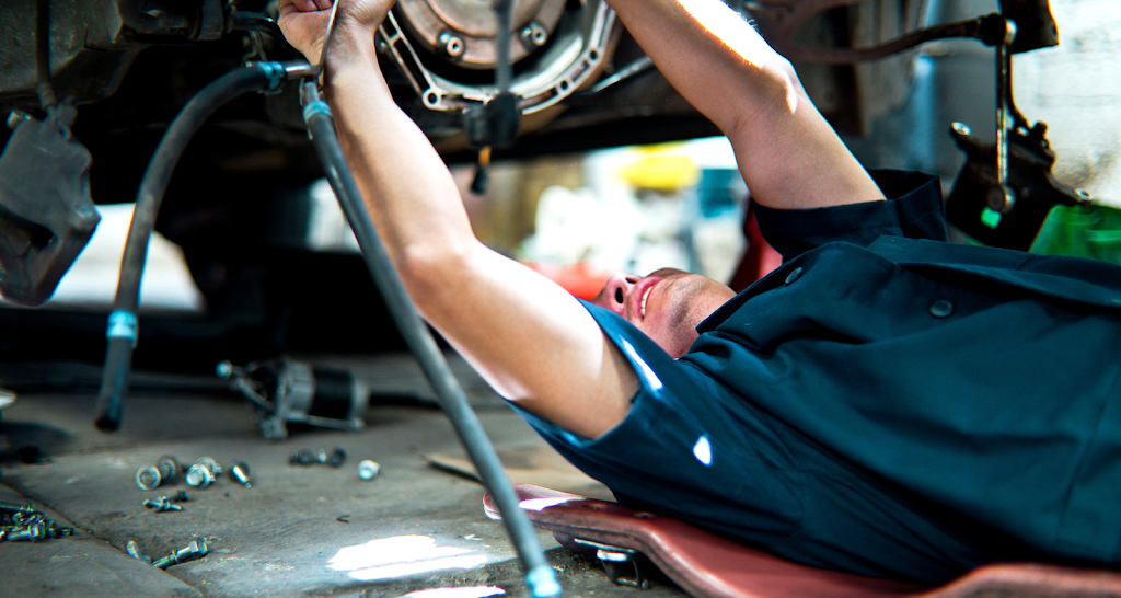 DHD Truck & Auto Repair Services | 2024 Idlemore Rd, Sooke, BC V9Z 0A9, Canada | Phone: (250) 642-6533