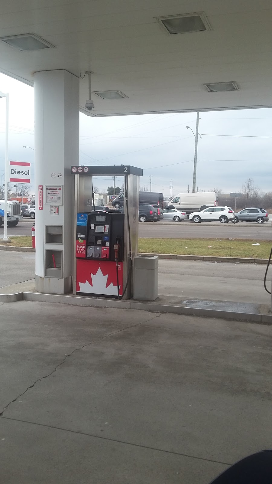 Petro-Canada | 475 ON-6, Dundas, ON L9H 7K2, Canada | Phone: (905) 689-0717