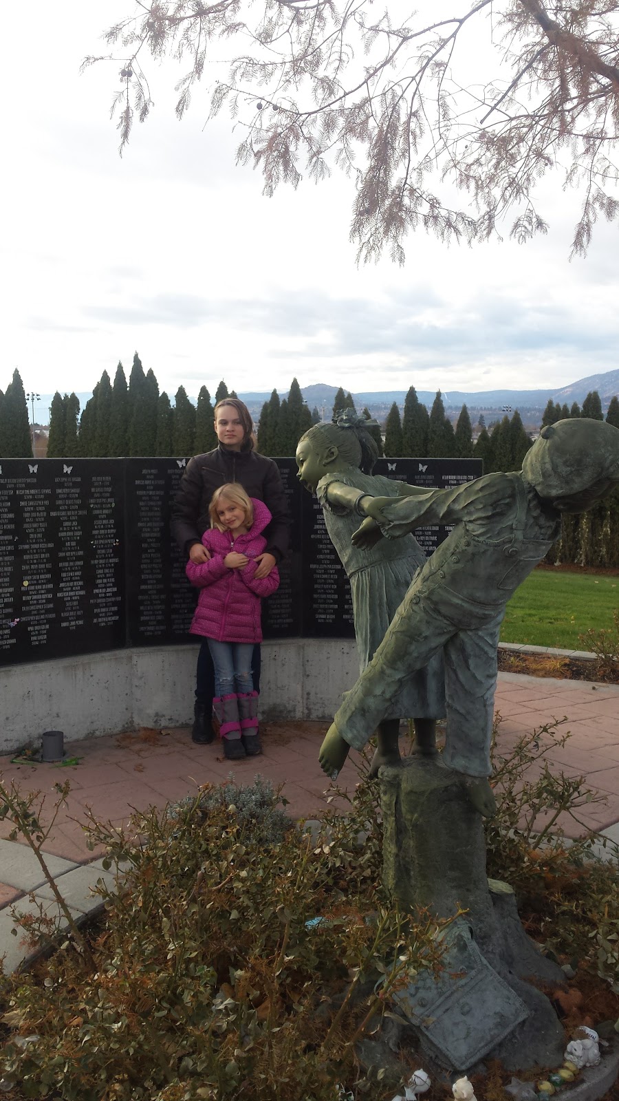 Kelowna Memorial Park Cemetery | 1991 Bernard Ave, Kelowna, BC V1Y 9V7, Canada | Phone: (250) 862-5518