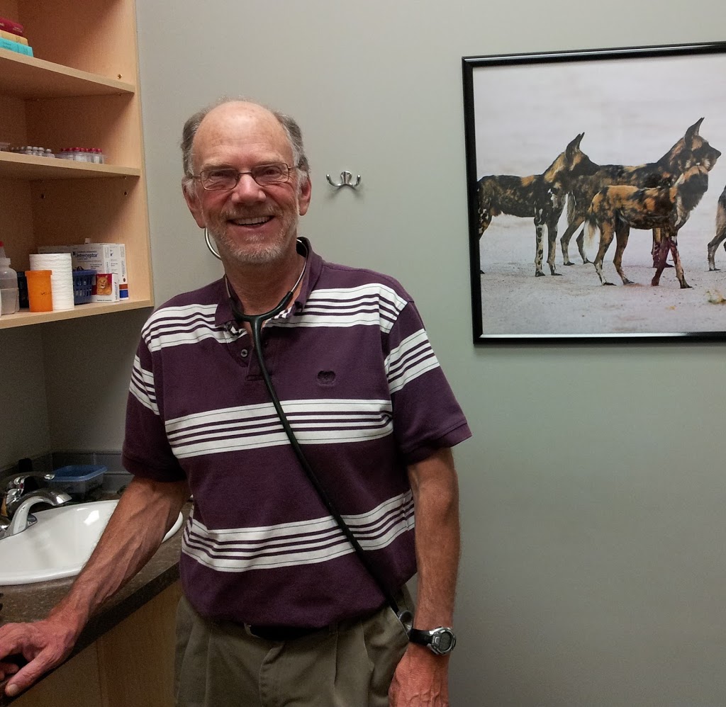 Okotoks Veterinary Clinic | 105 Southbank Blvd #203, Okotoks, AB T1S 0G1, Canada | Phone: (403) 995-9700