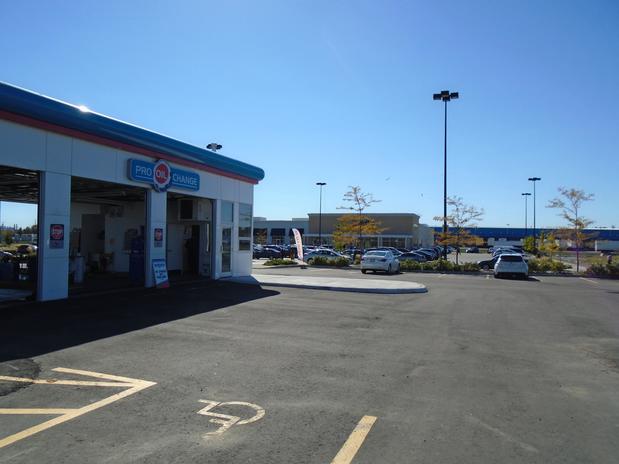 Pro Oil Change | 9924 Airport Rd, Brampton, ON L6S 0C5, Canada | Phone: (416) 800-8816