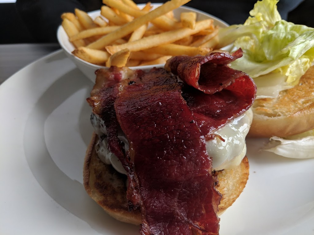 Paradise Farms Prime Beef Bistro Erin | 2 Thompson Crescent, Erin, ON N0B 1T0, Canada | Phone: (519) 315-0135