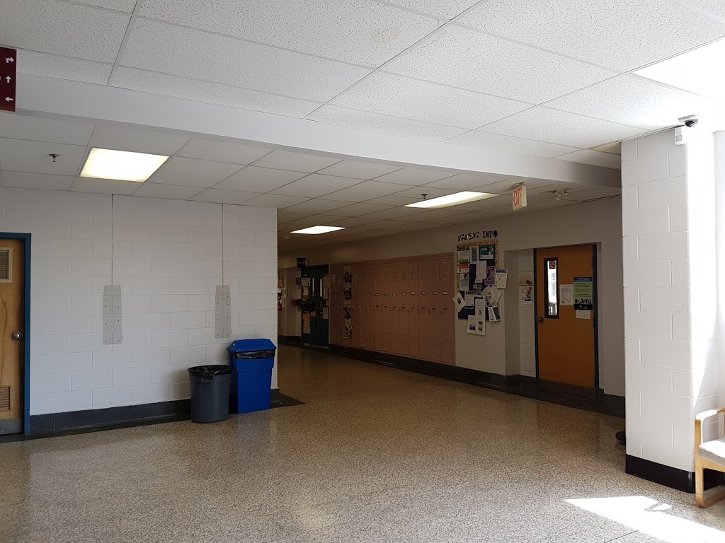 St. Louis - Kitchener Main Campus | 80 Young St, Kitchener, ON N2H 4Z1, Canada | Phone: (519) 745-1201