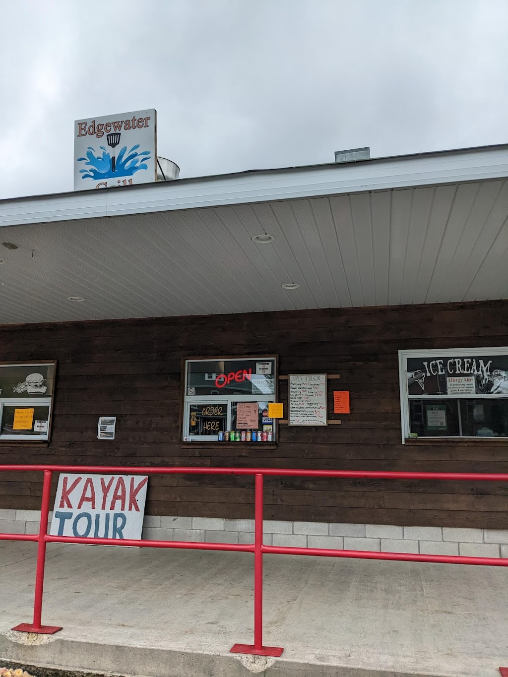 Edgewater Grill | 4027 Kawartha Lakes County Rd 121, Kinmount, ON K0M 2A0, Canada | Phone: (905) 744-7799