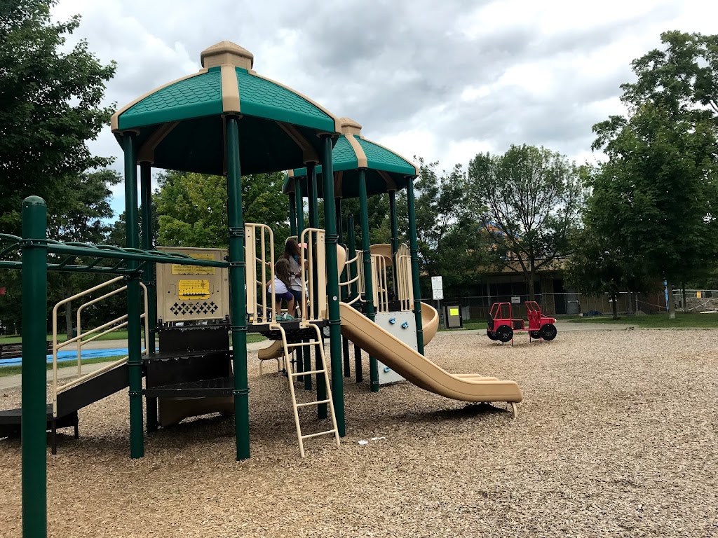 Town Park Playground | Town Park, Aurora, ON L4G 1H1, Canada | Phone: (905) 727-3123