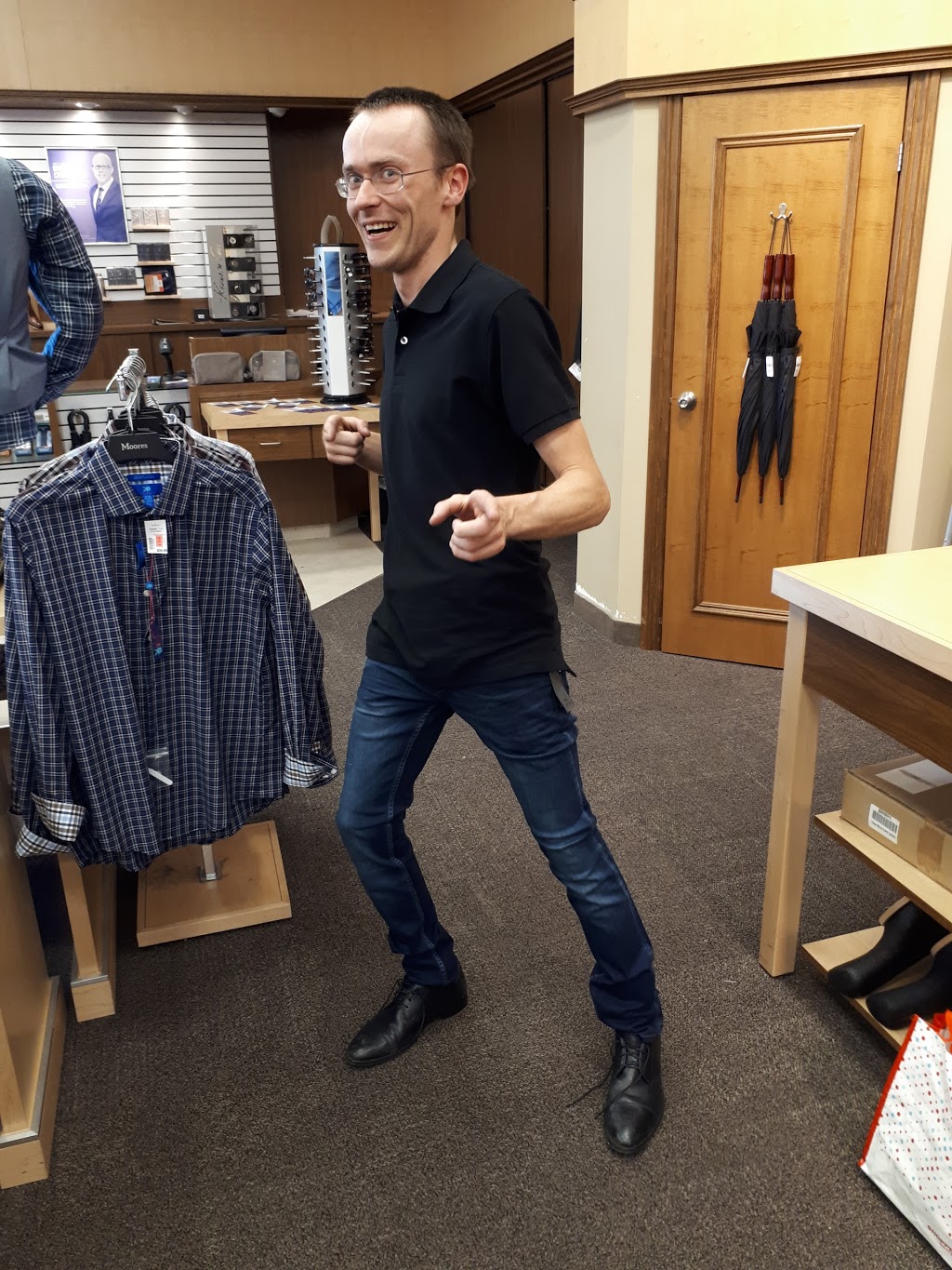 Moores Clothing for Men | 230 The Boardwalk Unit 3, Kitchener, ON N2N 0B1, Canada | Phone: (519) 772-4796