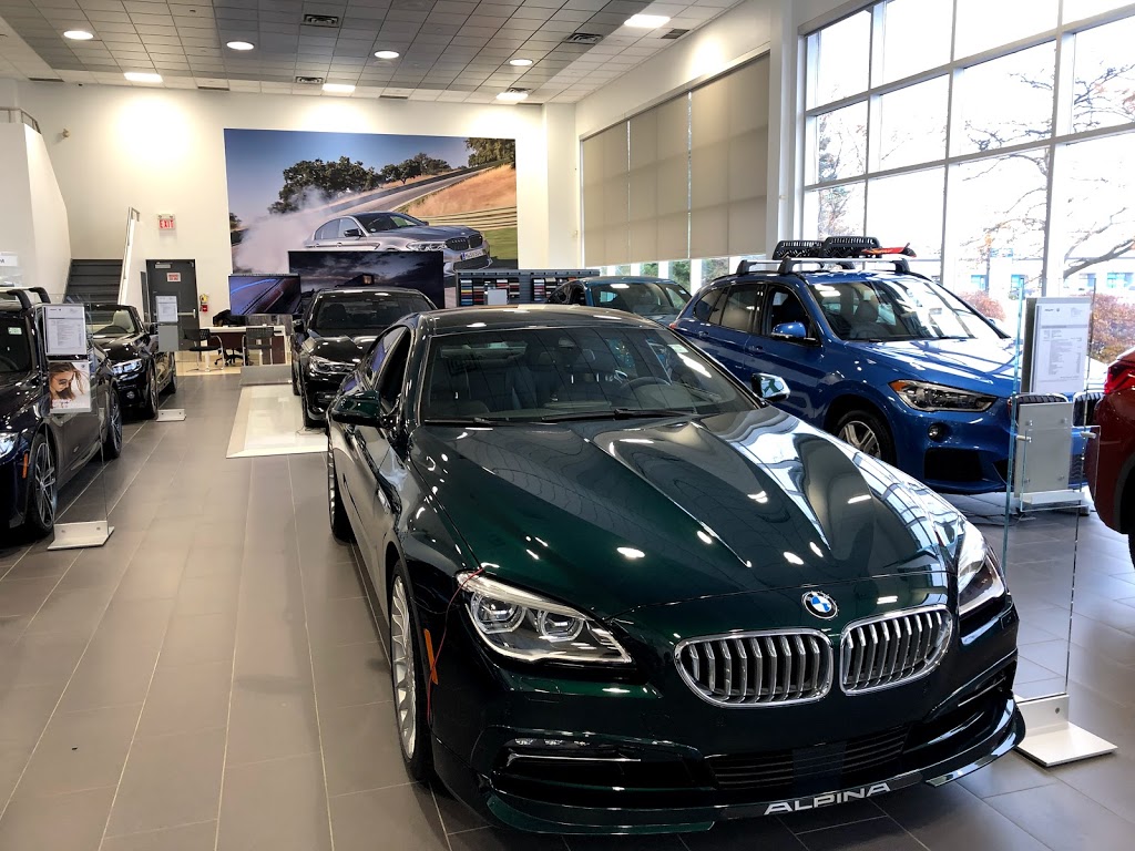 Pfaff BMW | 4505 Dixie Rd, Mississauga, ON L4W 5K3, Canada | Phone: (905) 625-7533