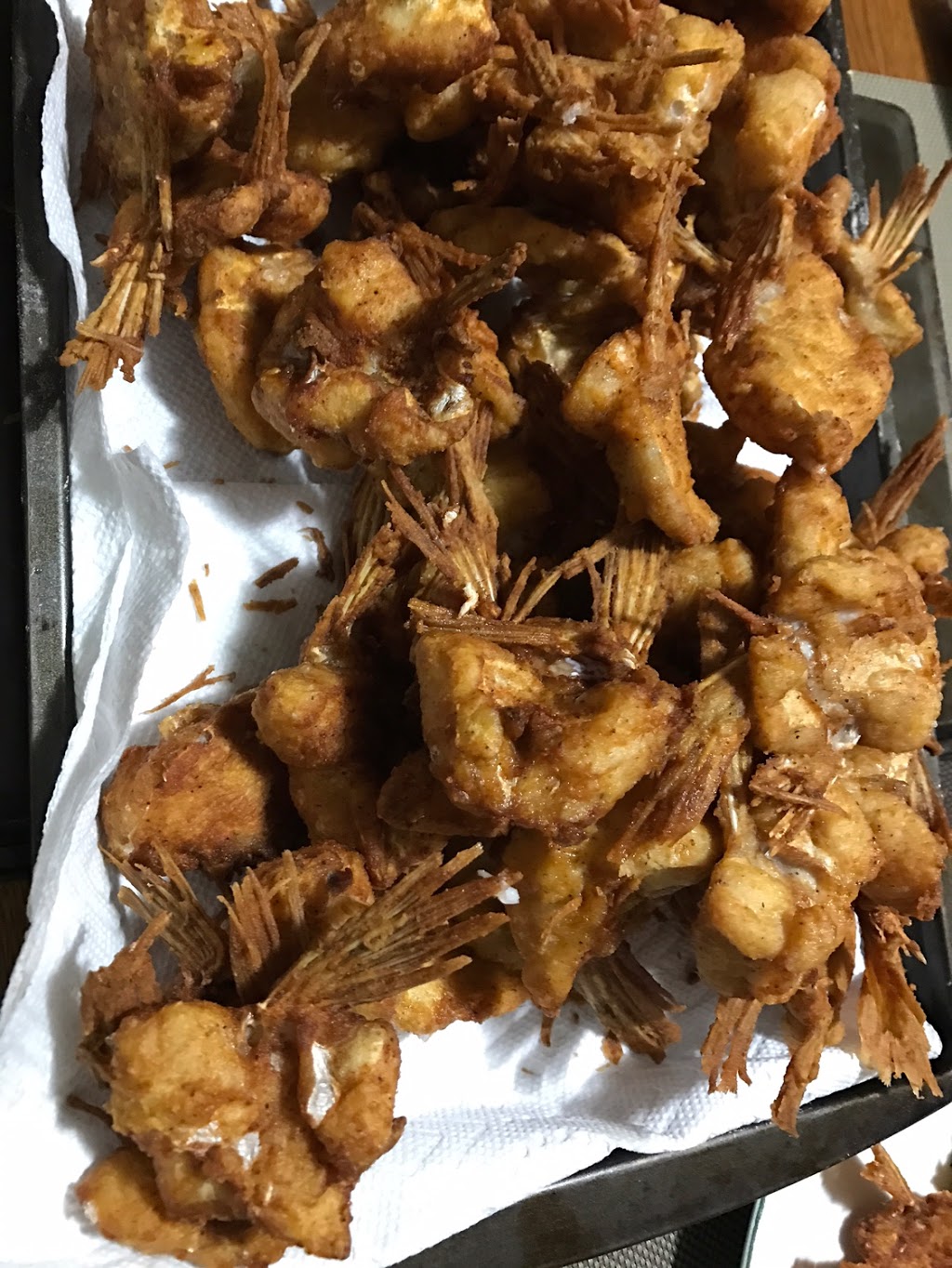 Taylor Fish Company | 419 Erie St S, Wheatley, ON N0P 2P0, Canada | Phone: (519) 825-7366