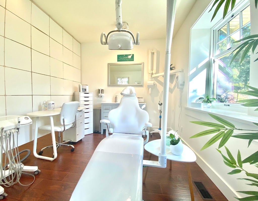 GLEAM Dental Hygiene and Teeth Whitening Studio | 6140 Lakes Rd, Duncan, BC V9L 4J5, Canada | Phone: (250) 748-9526