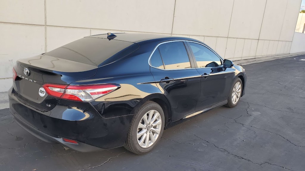 Shadow Tints | 1384 Rue Gibbon, Laval, QC H7W 4S8, Canada | Phone: (450) 497-0660