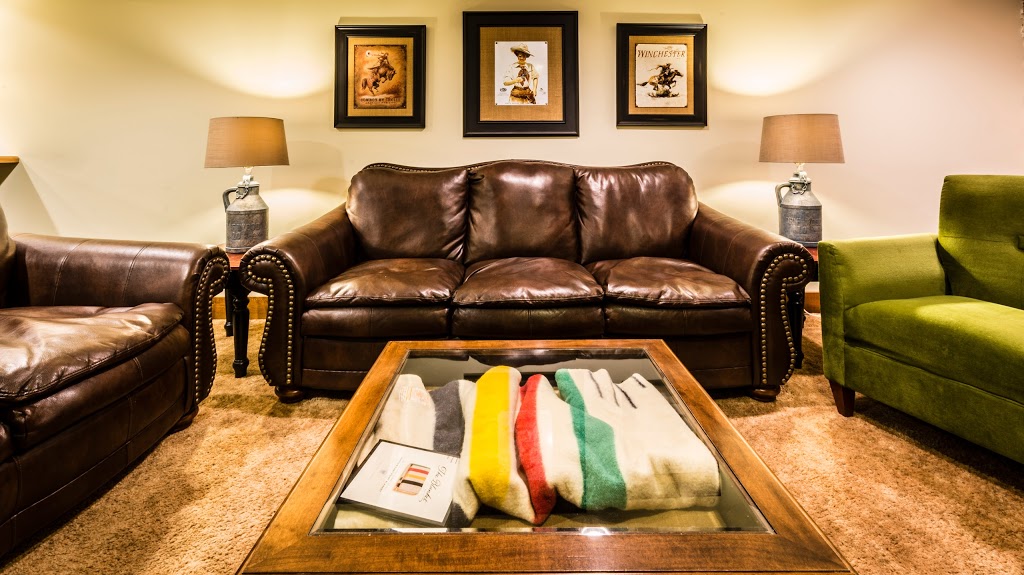 Rustlers Lodge | 32578 range road 52, Sundre, AB T0M 1X0, Canada | Phone: (403) 638-4389