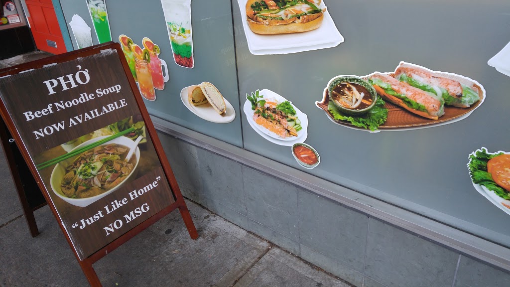 Mediterranean Grill | 1152 Denman St, Vancouver, BC V6G 2M9, Canada | Phone: (604) 689-1112