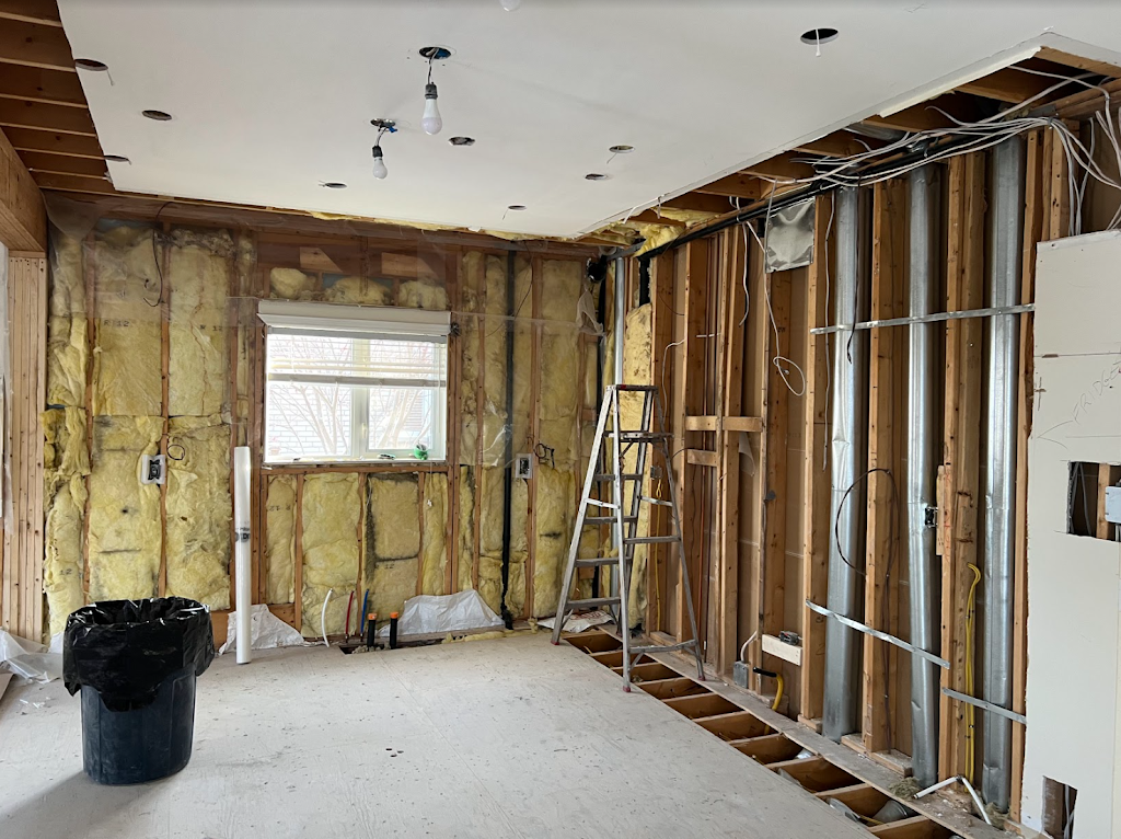 Need A Demo | 19 Wheeler Dr #1, Bolton, ON L4L 4H8, Canada | Phone: (647) 951-9621