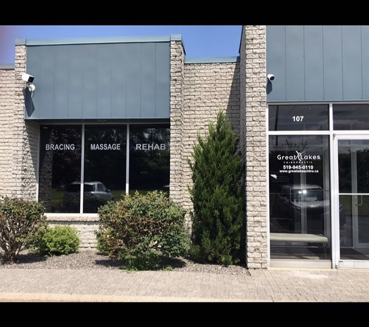 Great Lakes Chiropractic + Massage - Windsor | 7150 Hawthorne Dr Unit #107, Windsor, ON N8T 3N3, Canada | Phone: (519) 945-0110