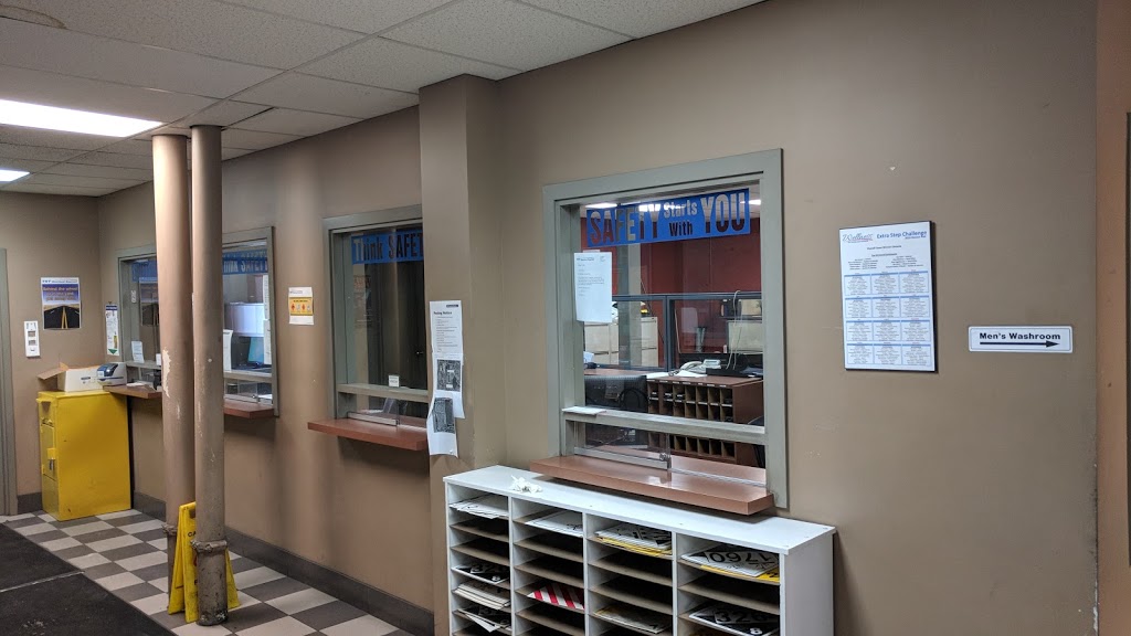 TST Overland Express | 5200 Maingate Drive, Mississauga, ON L4W 1G5, Canada | Phone: (905) 625-7500