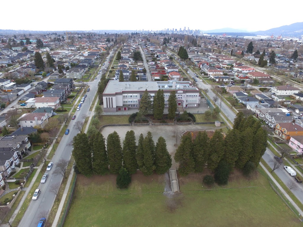 Sir Matthew Begbie Elementary School | 1430 Lillooet St, Vancouver, BC V5K 4H6, Canada | Phone: (604) 713-4686