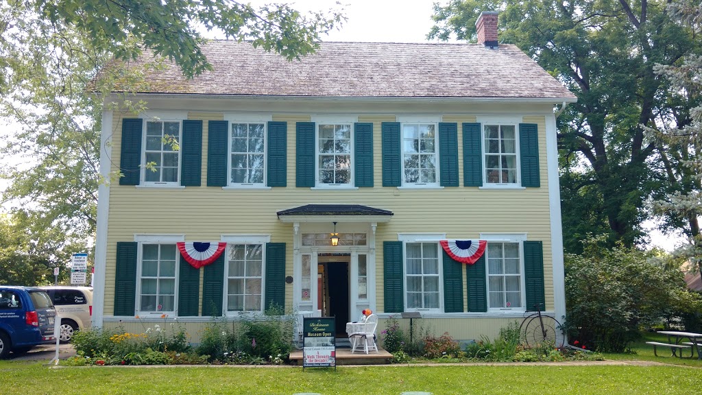 Dickinson House | 1127 Mill St, Manotick, ON K4M 1A2, Canada | Phone: (613) 692-2241