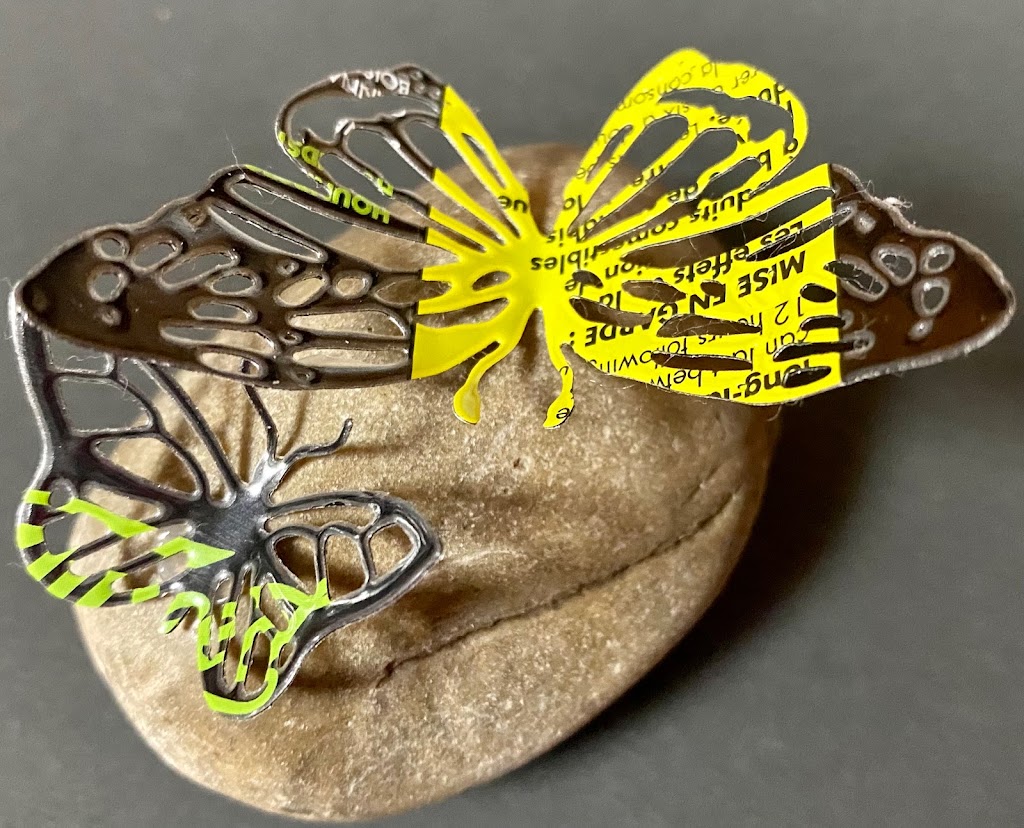 Love Bugs Canadian Crafts | 721 Kelly St, Innisfil, ON L9S 2E4, Canada | Phone: (705) 816-2220