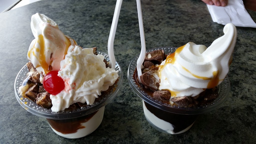 Bartleys Dairy Bar | 853 Dundas St, Woodstock, ON N4S 1G5, Canada | Phone: (519) 539-7761
