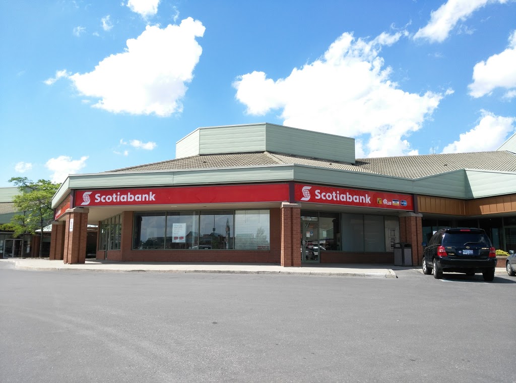 Scotiabank | 7700 Bathurst St, Thornhill, ON L4J 7Y3, Canada | Phone: (905) 731-8009