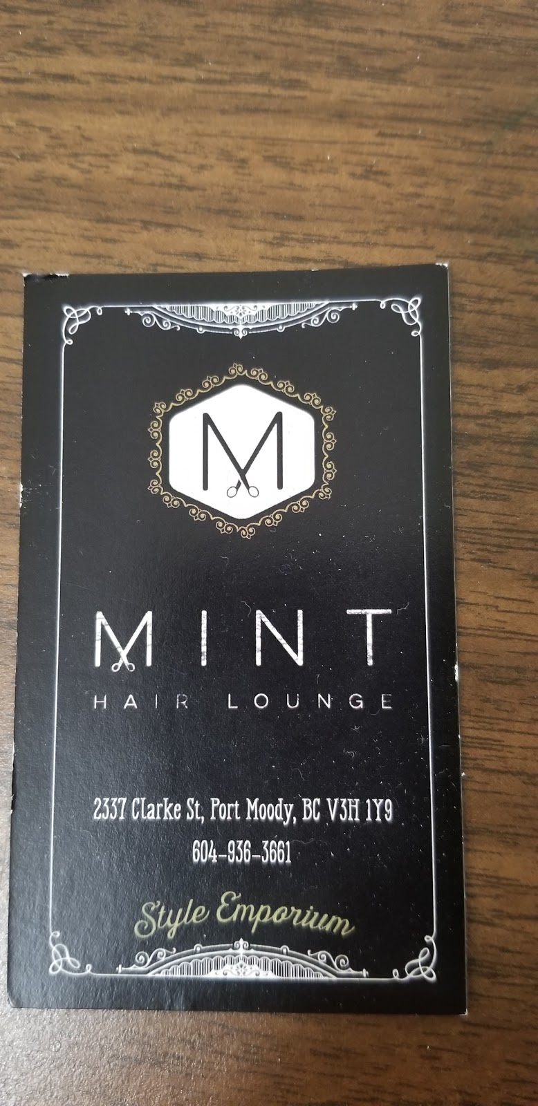 Mint Hair Lounge | 2221 Clarke St, Port Moody, BC V3H 1Y6, Canada | Phone: (604) 936-3661