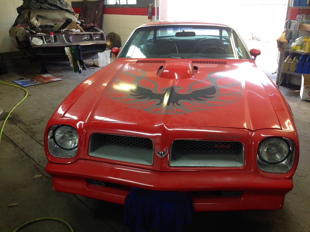 Julians Garage | 1898 Mattawa Ave, Mississauga, ON L4X 1K1, Canada | Phone: (905) 279-5858