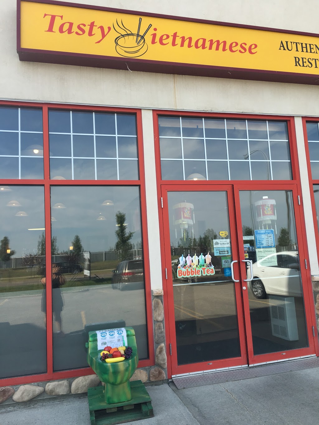 Tasty Vietnamese Restaurant | 636 King St #122, Spruce Grove, AB T7X 4K5, Canada | Phone: (780) 571-3825