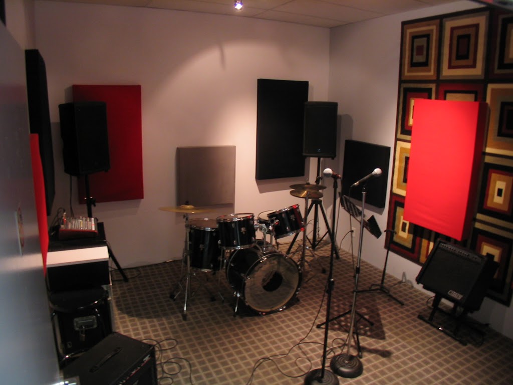 The Sound Rehearsal Studios | 219 Connie Crescent #8, Concord, ON L4K 1L3, Canada | Phone: (905) 738-4526