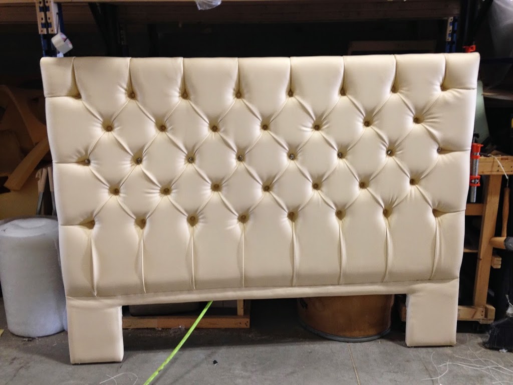home furniture upholster inc | 1 High Meadow Pl #17, North York, ON M9L 2Z5, Canada | Phone: (416) 902-8623