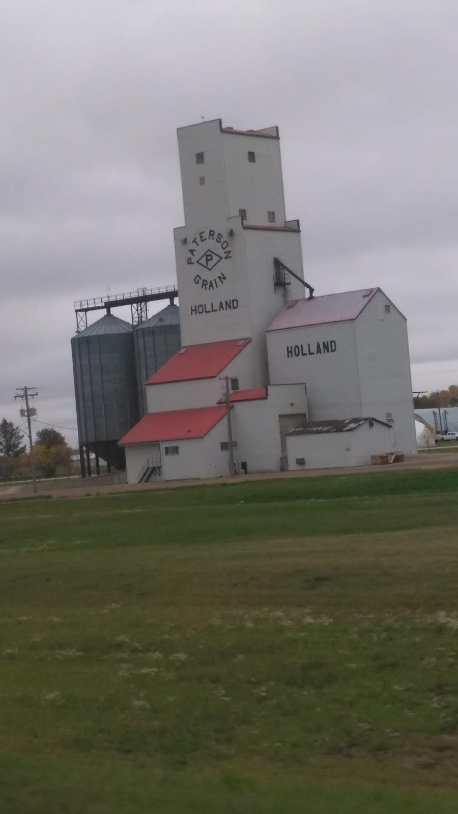 Paterson Grain | 98 N S Railway Ave, Holland, MB R0G 0X0, Canada | Phone: (204) 526-2240
