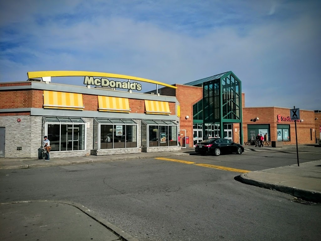 McDonalds | Town Centre, 31 Tapscott Rd, Scarborough, ON M1B 4Y7, Canada | Phone: (416) 754-8071