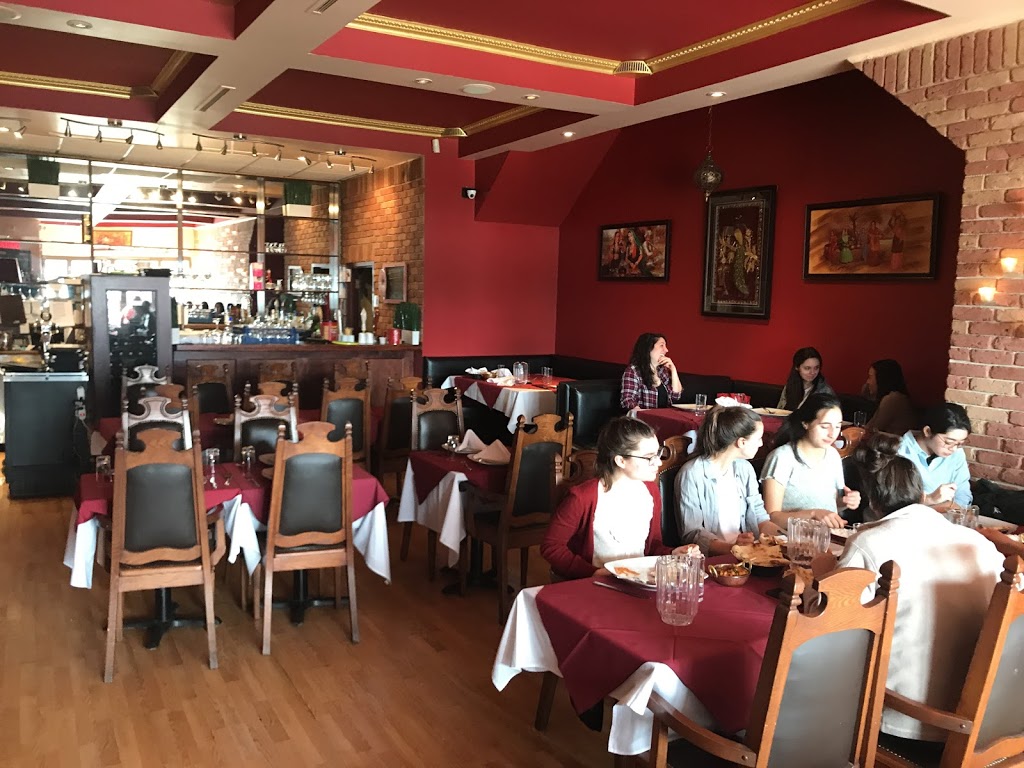 Tandoori Bellevue | 67 Rue Sainte-Anne, Sainte-Anne-de-Bellevue, QC H9X 1L5, Canada | Phone: (514) 457-4141