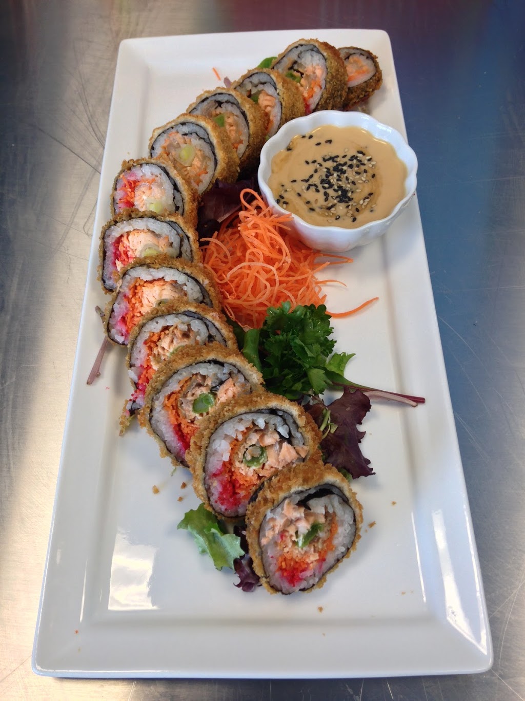 Rabu Sushi | 7824 Boulevard Champlain, LaSalle, QC H8P 1B3, Canada | Phone: (514) 364-7228