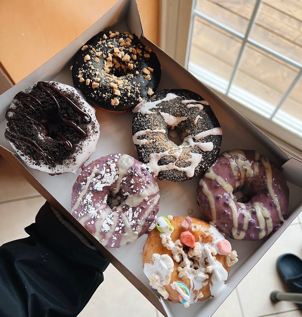 Duck Donuts | 5010 Pinedale Ave Unit 1001A, Burlington, ON L7L 0G3, Canada | Phone: (905) 632-8448