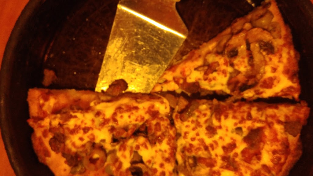 Pizza Hut | 1405 Upper Ottawa St, Hamilton, ON L8W 3J6, Canada | Phone: (289) 335-1270