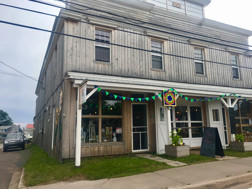 Artisans on Main Souris | 14 Hebrew Ave, Souris, PE C0A 2B0, Canada | Phone: (902) 327-0441