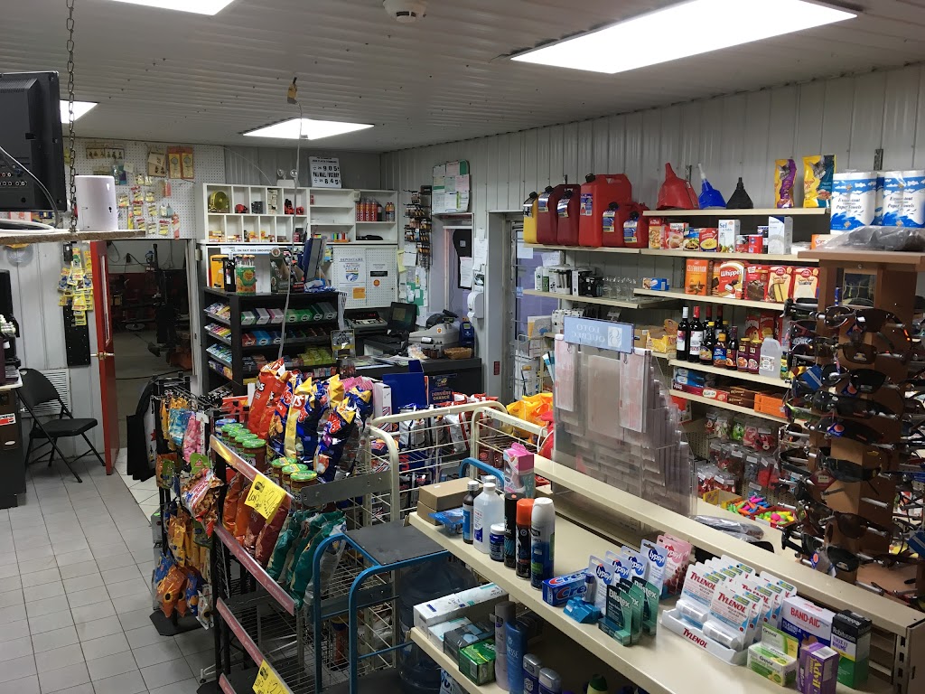 Dépanneur Les ptits Larouche | 254 Chem. Principal, Sainte-Jeanne-dArc, QC G0W 1E0, Canada | Phone: (418) 276-7527