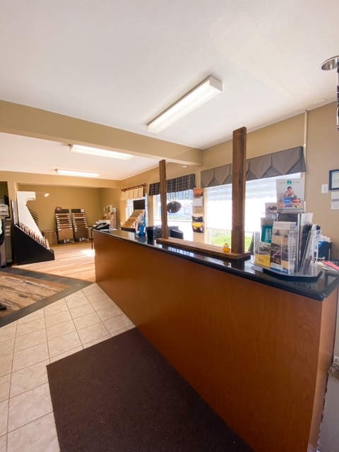 Signature West Floor & Window Fashions Inc. | 821 Shamrock Pl #7, Comox, BC V9M 4G4, Canada | Phone: (800) 270-7680