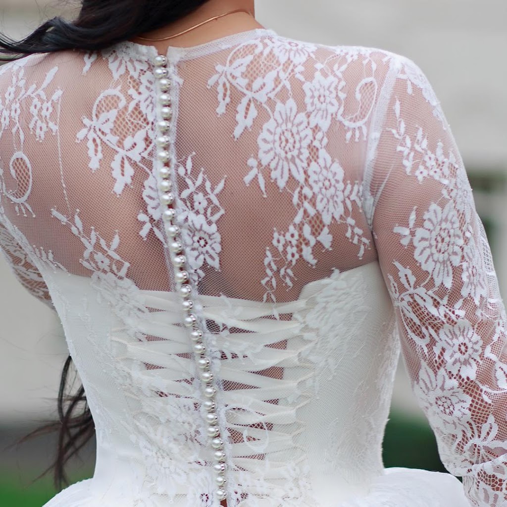 Toronto Wedding Dresses | 84 Glenngarry Cres, Maple, ON L6A 4Z4, Canada | Phone: (416) 457-7574