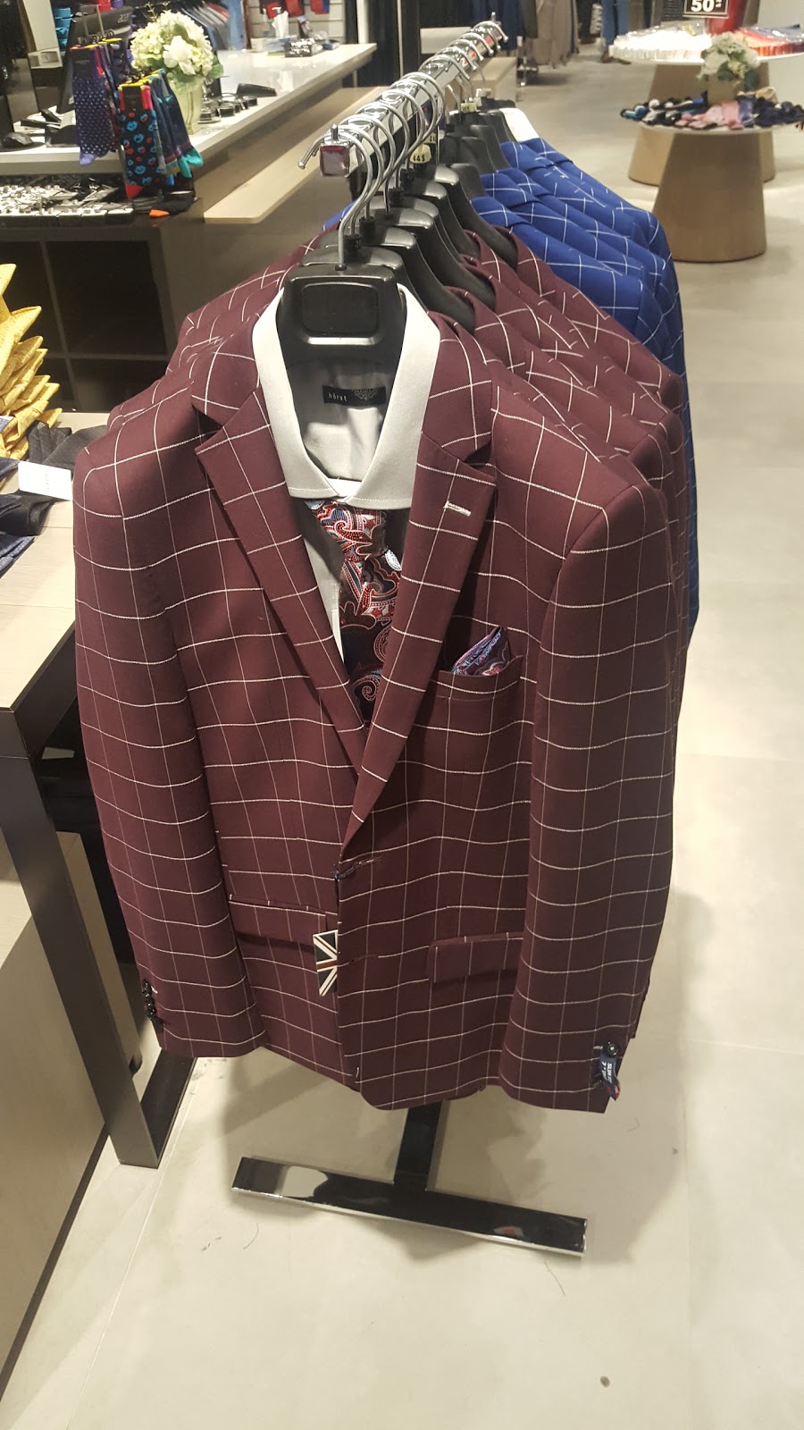 Stars Mens Shops | 300 Borough Dr, Scarborough, ON M1P 4P5, Canada | Phone: (416) 296-8863