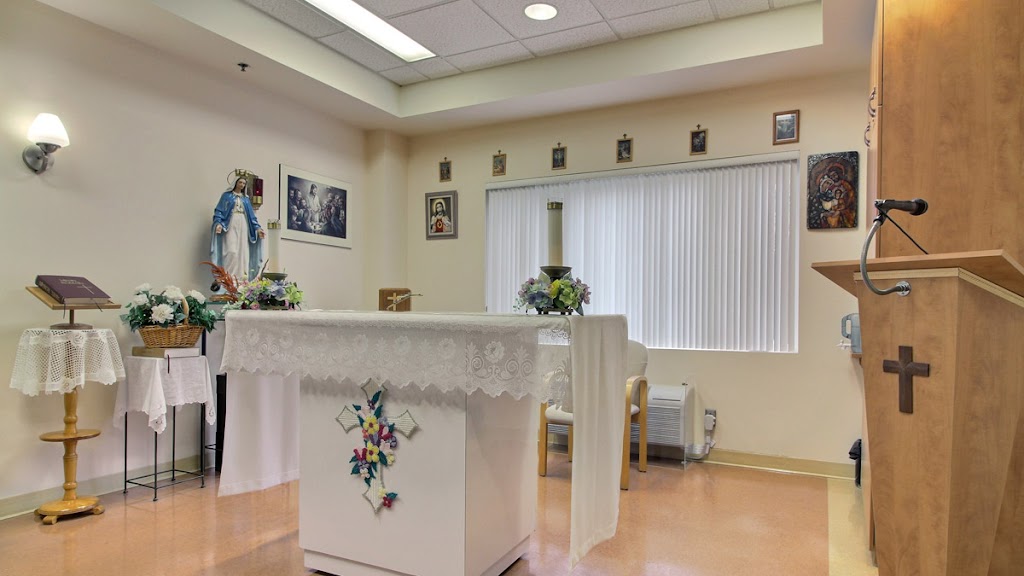 Chartwell Villa Saguenay résidence pour retraités | 1901 Rue des Roitelets, Chicoutimi, QC G7H 7L7, Canada | Phone: (418) 579-1257