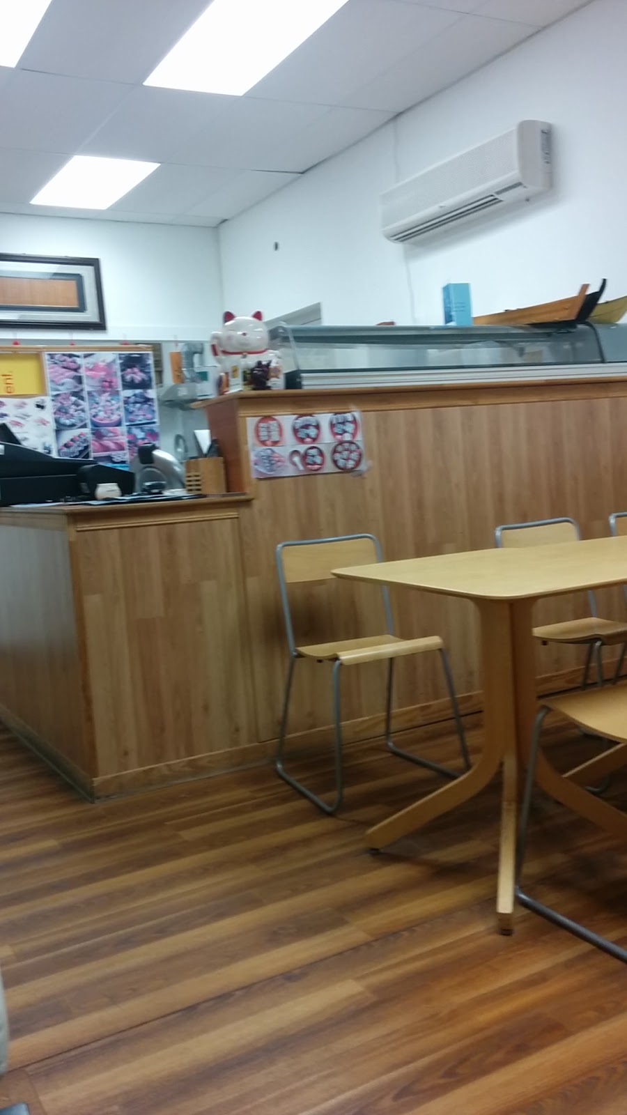 T & M Sushi Bar | 398 Chemin Bord-du-Lac, Dorval, QC H9S 2A6, Canada | Phone: (514) 636-5547
