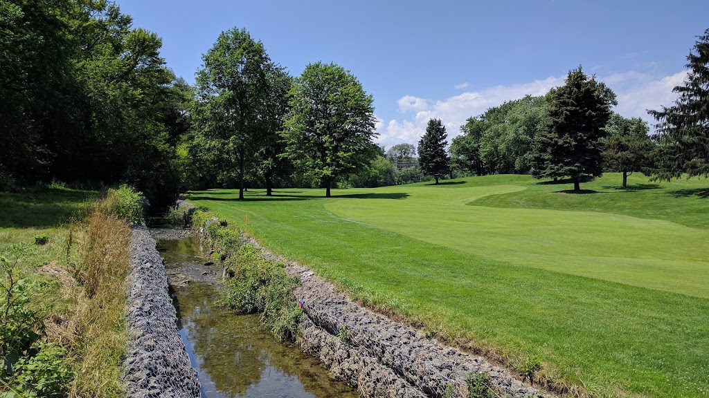 Fairways condo | 1400 Dixie Rd, Mississauga, ON L5E 3E1, Canada | Phone: (905) 274-7900