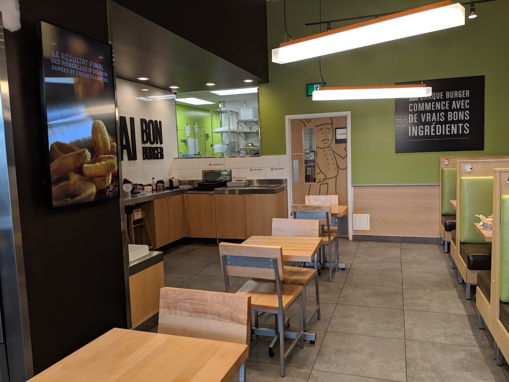A&W Canada | Petro Canada, 850 Rue Principale E, Sainte-Agathe-des-Monts, QC J8C 1L5, Canada | Phone: (819) 323-0004