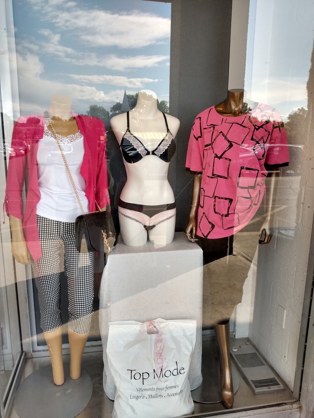 TOP MODE | 50 Rue Dufferin, Salaberry-de-Valleyfield, QC J6S 4W4, Canada | Phone: (450) 373-5685