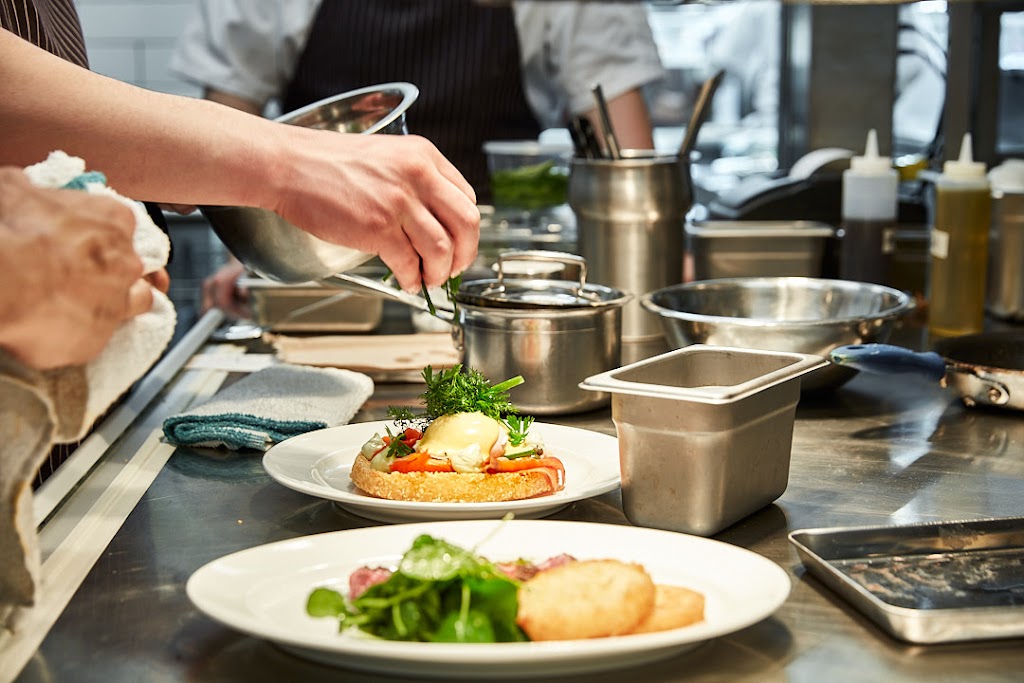 Maxines Cafe & Bar | 1325 Burrard St, Vancouver, BC V6Z 1Z7, Canada | Phone: (604) 707-7224