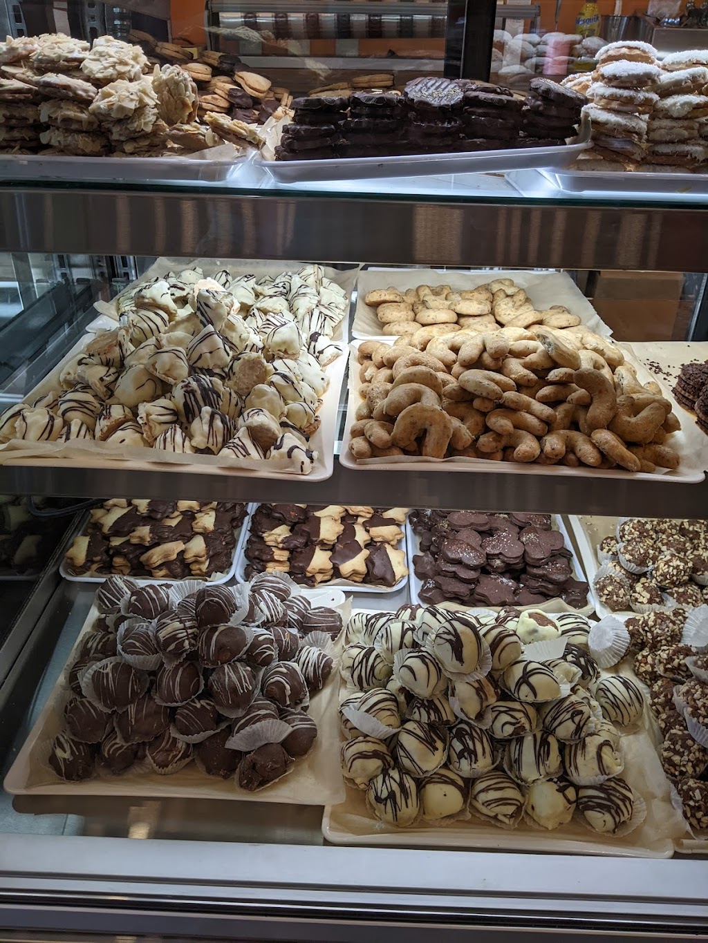 Maison si bon (Carrefour) | 2123 Boul. le Carrefour, Laval, QC H7S 1Z7, Canada | Phone: (450) 681-0053